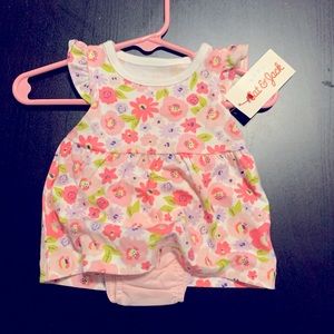 Newborn baby outfit